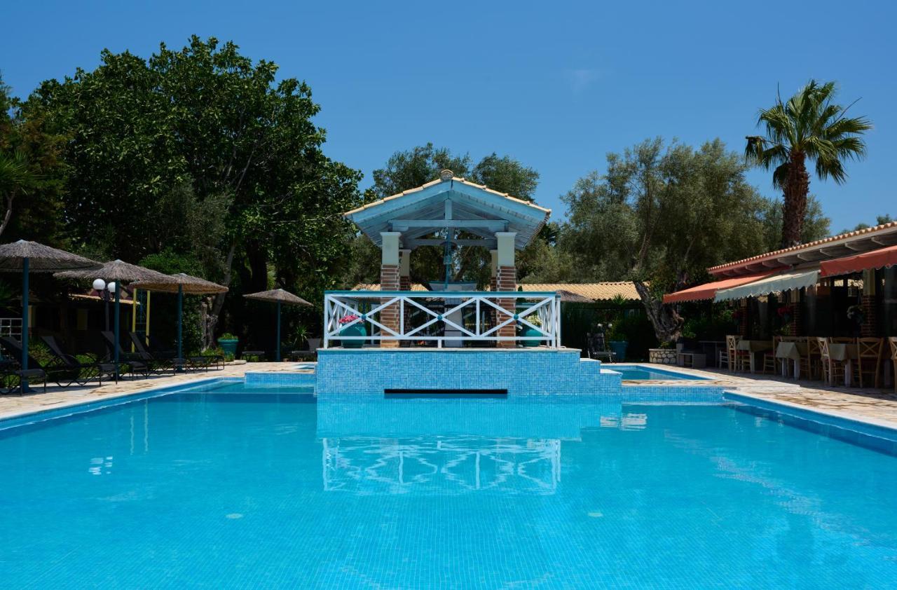 Villaggio Maistro Айос-Іоанніс Екстер'єр фото